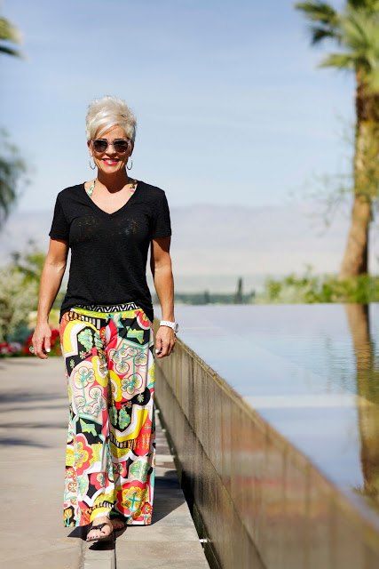 Chic Summer Styles for Women Over 40 25 Ideas