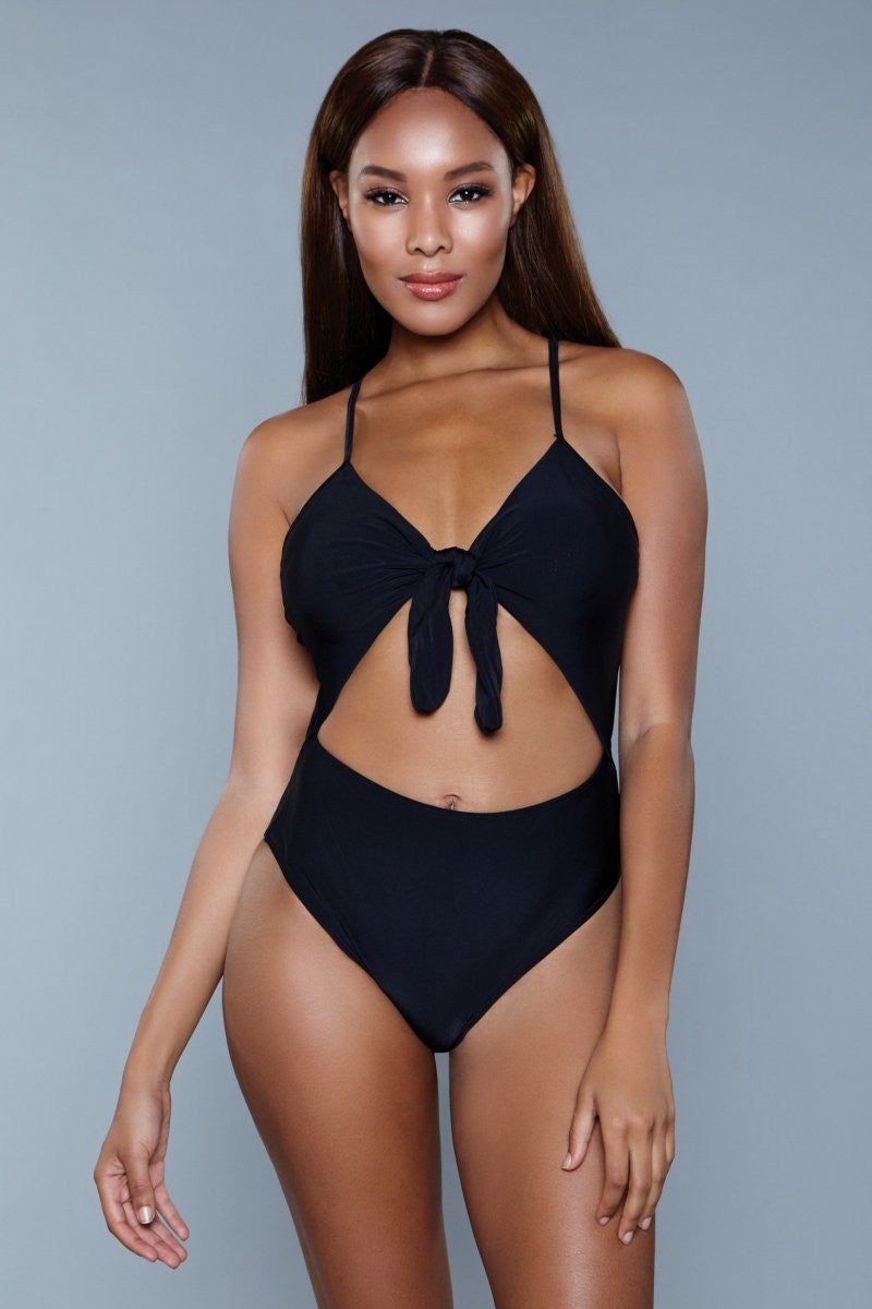 Black Swimwear 2023: Classic and Chic Styles for a Timeless Beach Look
