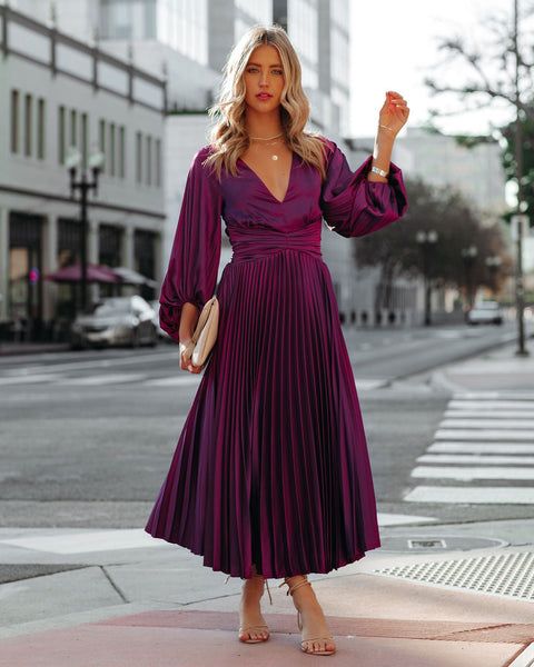 26 Gorgeous Midi Satin Dress